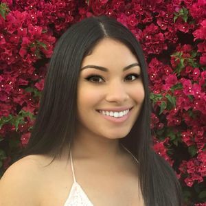 Meet your Posher, Sophia